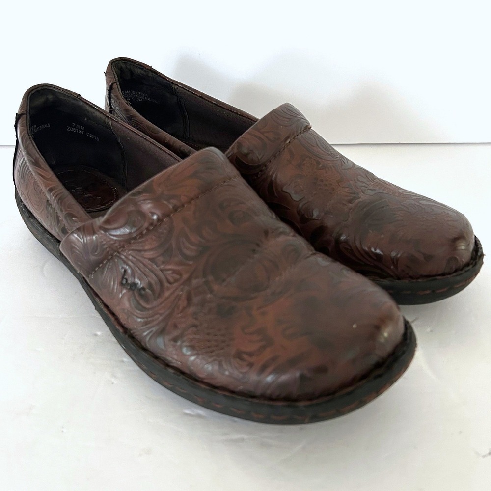 b.o.c. Born Howell Clogs Women‎ 7.5 Brown Embossed Floral Slip On Mules Comfort